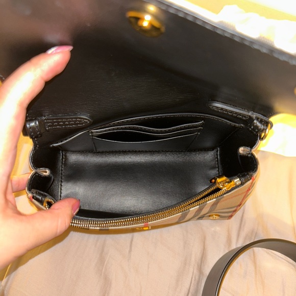 Burberry Hackberry - Picture 6 of 10